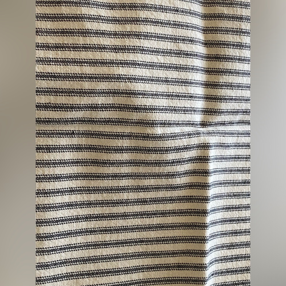 Pair of Matteo Queen Shams - Picture 3 of 5